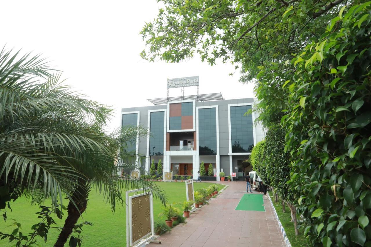 Hotel Shri Khedapati International Dewas Exterior foto