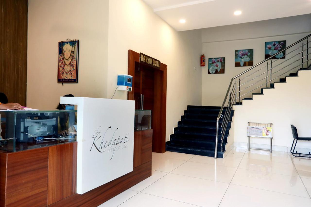 Hotel Shri Khedapati International Dewas Exterior foto