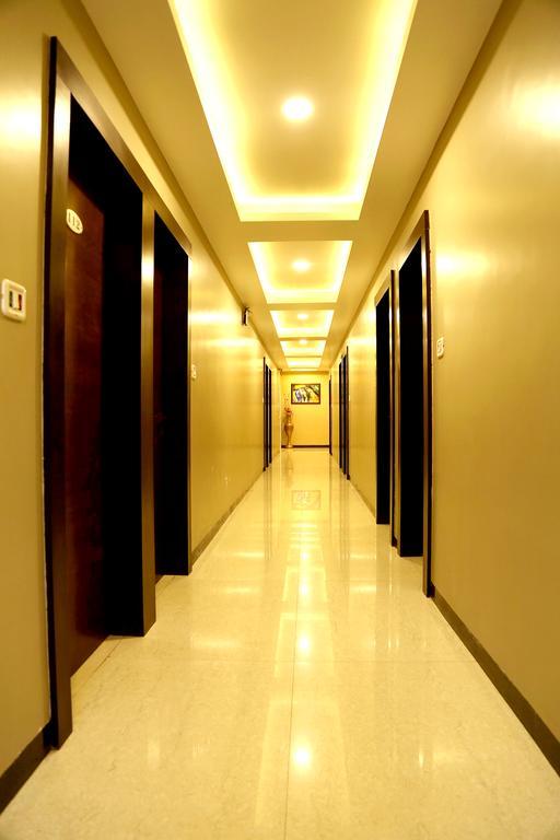 Hotel Shri Khedapati International Dewas Exterior foto
