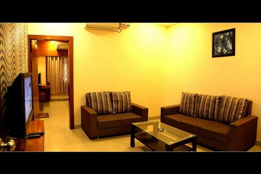 Hotel Shri Khedapati International Dewas Exterior foto