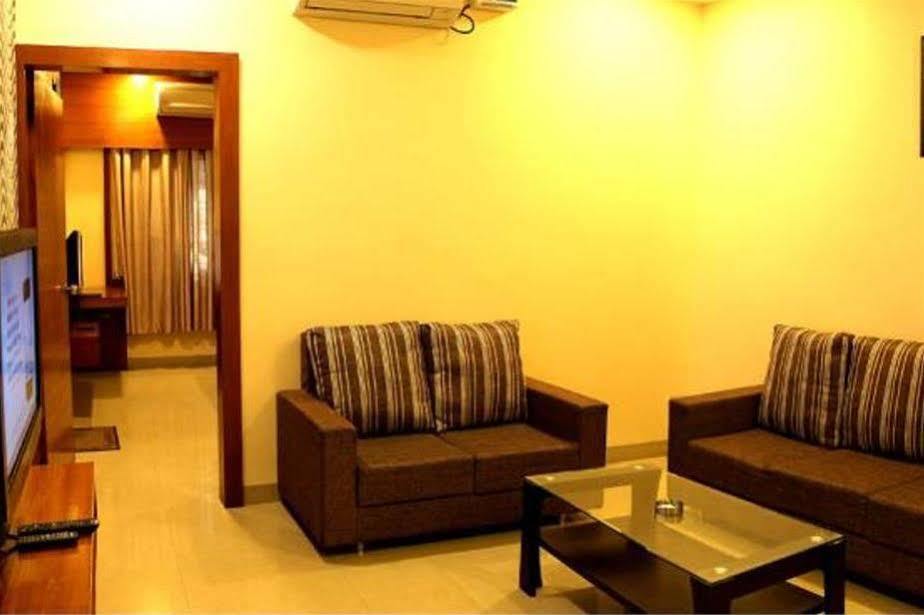 Hotel Shri Khedapati International Dewas Exterior foto