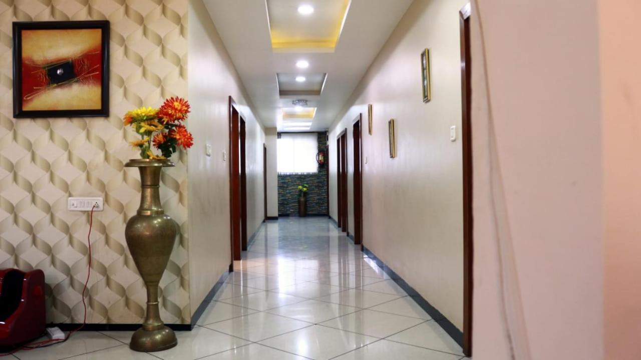 Hotel Shri Khedapati International Dewas Exterior foto